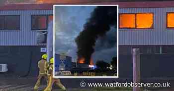Huge fire erupts at Hertfordshire industrial estate