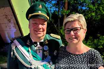 St.-Achatius-Schützenbruderschaft: Kaiserpaar führt einen jungen Thron