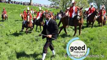 Evermarusspel lokt honderden toeschouwers naar kapelweide in Rutten