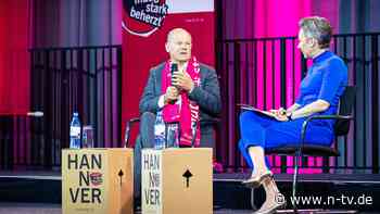 "Bürger mit Vergangenheit": Scholz schafft sich beim wohl letzten Auftritt einen Wohlfühl-Termin