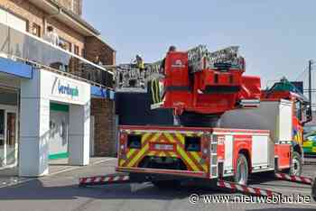 Vrouw zwaargewond bij brand in appartement: “Ik zag hoe ze een steekvlam pal in haar gezicht kreeg”
