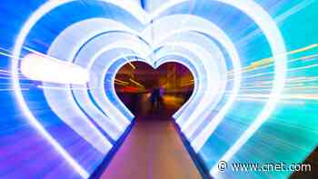 This App Uses AI to Keep Dating Emotional, Yet Productive