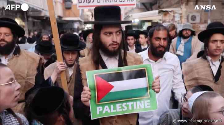 Gerusalemme, la protesta degli ebrei ortodossi antisionisti contro Israele e pro Palestina