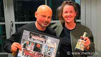 ECDC Memmingen Indians Frauen verabschieden Headcoach Waldemar Dietrich