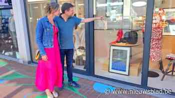 Etalages van winkels in Bilzen veranderen in kleurrijke exporuimtes