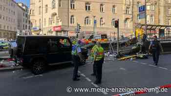 Auto fährt in Stuttgart in Menschengruppe – Polizei geht von Unfall aus