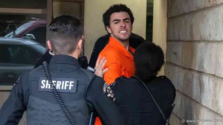 Luigi Mangione argues double jeopardy in bid to drop murder case, suppress evidence