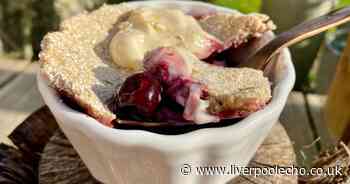 Slimming World friendly cherry pie recipe uses microwave to make in two minutes flat