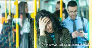 Headphone dodgers on public transport 'should face &pound;1,000 fine'