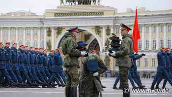 Siegesparade zum 80. Jahrestag: Selenskyj warnt andere Staatschefs vor Moskau-Besuch