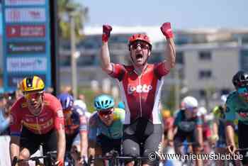 Elia Viviani boekt in Turkije na ruim een jaar zonder zege 90ste overwinning van zijn carrière: “Ik denk dat ik aan 100 profzeges kan geraken”