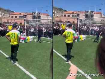 Monreale, la bara in campo e l’ultimo gol: il commovente tributo ad Andrea Miceli: