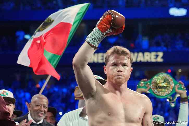 Canelo Alvarez defeats William Scull to reclaim undisputed title