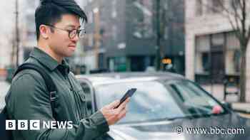 Digital powerhouse Uber now accepts cash for fares