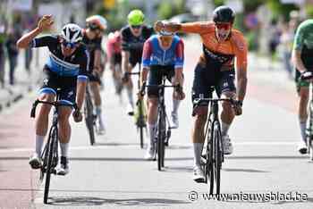 Vlamingen verschalkt door gladde Nederlander Marvin Peters in U23 Road Series: “Ik wachtte iets te lang”