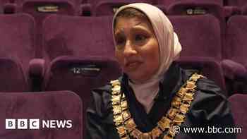 Theatre reopens with charity gala after Raac repairs