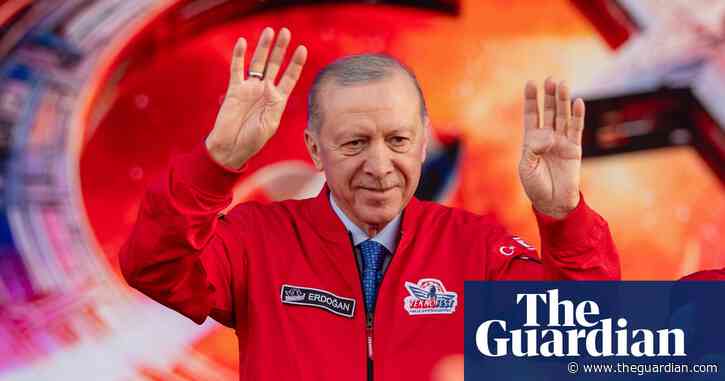 Erdoğan tells protesters against Islamification in northern Cyprus they will fail