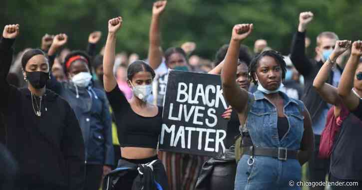 FBI Reportedly Demotes Agents Pictured Kneeling During George Floyd Protest