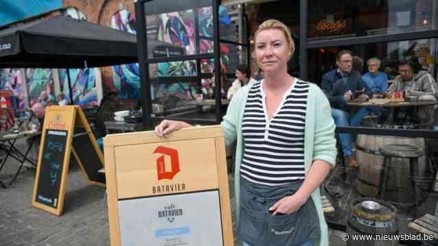 Horeca Eilandje geteisterd door inbrekersbende: “Ik slaap boven mijn zaak en doe geen oog meer dicht”