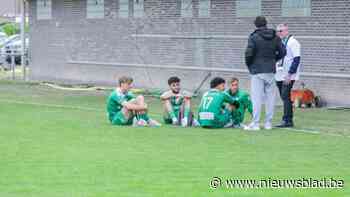 Schoonbeek-Beverst grijpt (voorlopig) naast promotie: “Als je drie goals weggeeft, kan je niet winnen”