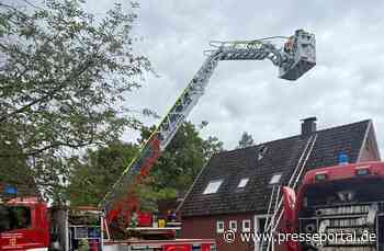 FW-ROW: Brennt Schornstein