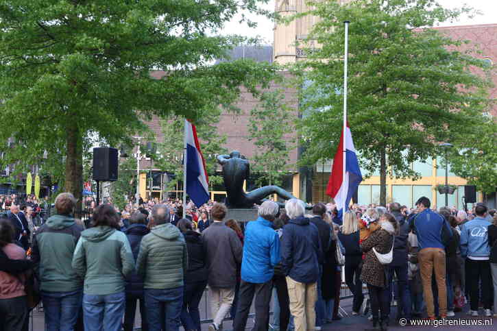 Dodenherdenking Arnhem druk bezocht