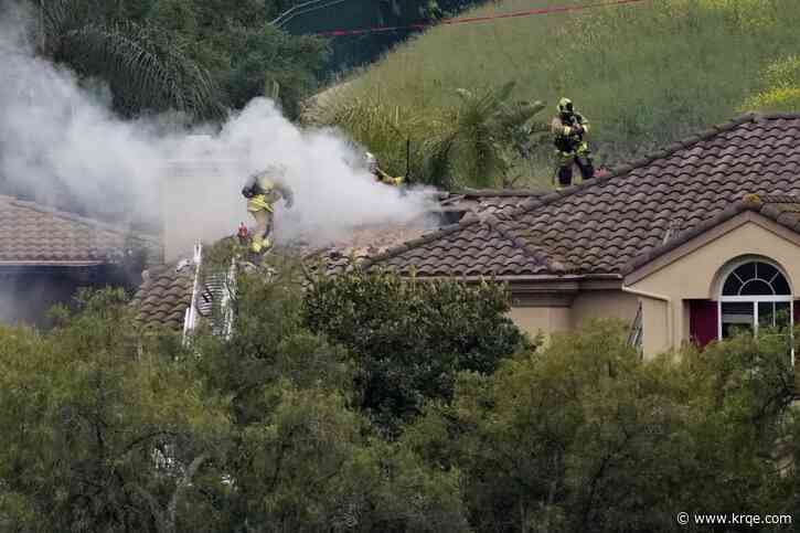 2 people, a dog dead after small plane crashes in Los Angeles-area neighborhood
