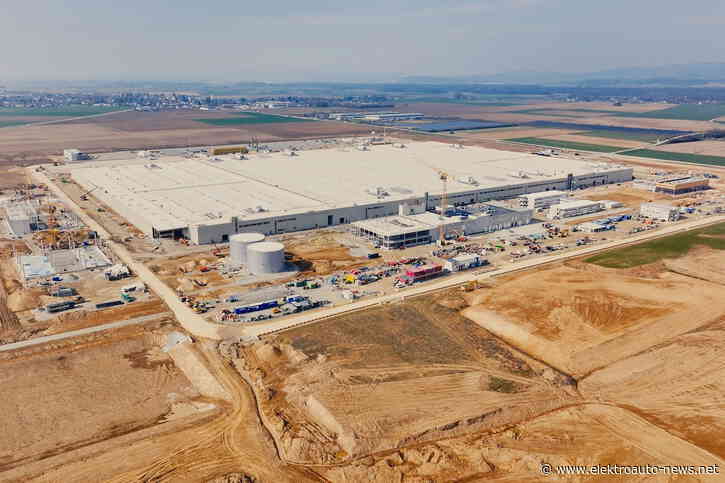 BMW: Montagewerk für E-Auto-Akkus in Niederbayern nimmt Gestalt an