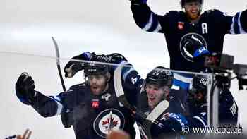 Jets captain Lowry scores Game 7 winning goal in double OT against Blues