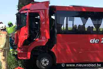School in Diepenbeek zorgt voor begeleiding na zwaar ongeval met schoolbus
