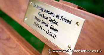 On This Day: Elton John dedicates park bench to Watford legend Graham Taylor