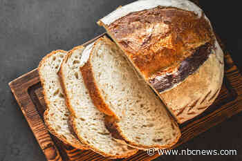 Can you kiss someone who just ate gluten if you have celiac disease? A study says yes