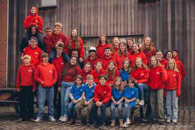 Jeugdorkest Pro Musica speelt op de kiosk