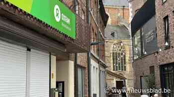 Wereldwinkel wordt esthetische kliniek: Oxfam verhuist naar Capuciennestraat, Cosmowing breidt uit