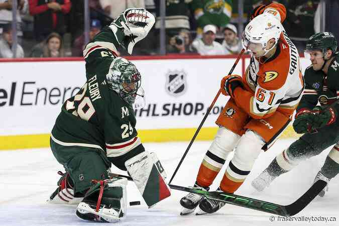 Fleury delays farewell, joins Crosby on Team Canada for world championship