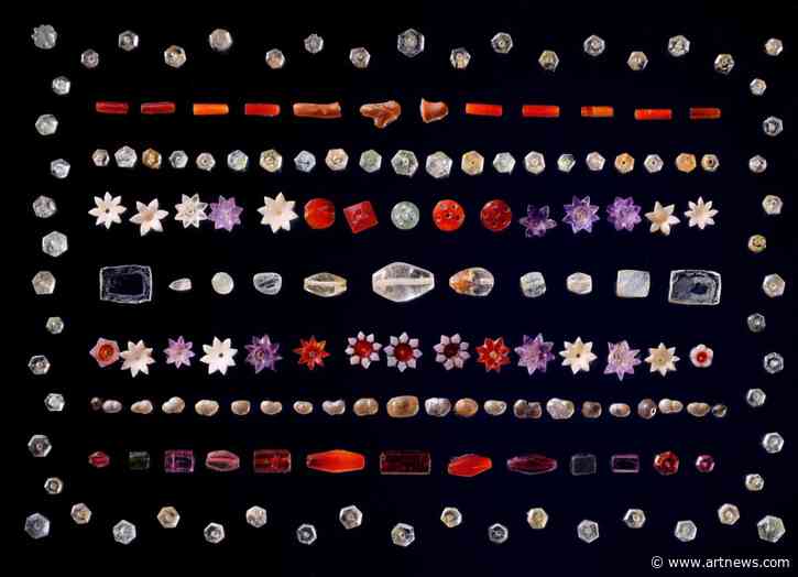 Jewels Linked To Buddha to Be Sold At Sotheby’s Hong Kong, Despite Backlash over Ethical Concerns