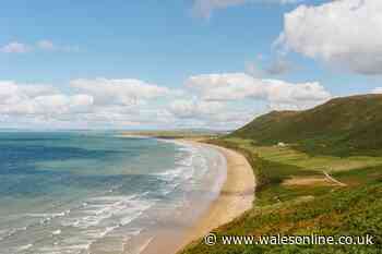 Coastguard sends stark reminder after walkers cut off by tide at one of Wales' top beaches