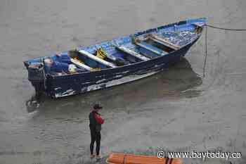 Boat believed to be carrying migrants capsizes off California coast, leaving 3 dead and 7 missing