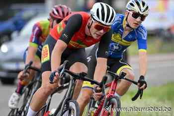 Guillaume Seye wint voor ploegmakker Rico Van Damme in Sinaai