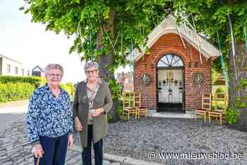 Madeleine (93) en Elza (89) stoppen na ruim zestig jaar met onderhoud van Hasseltse kapel: “We gaan het missen”
