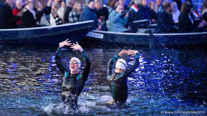 Noortje en Bregje zwommen voor de koning: 'Superkoud, maar heel bijzonder'