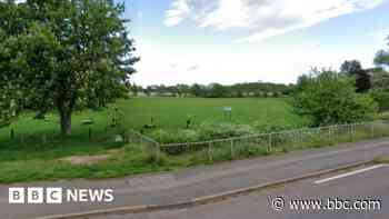 Four teens bailed after boy is stabbed in the face