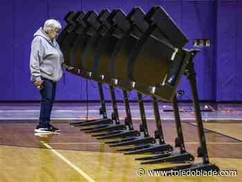 Polls open: Morning turn out light in Lucas County for Tuesday's primary