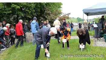 66 Tote bei Massaker: Erinnerung an Leid der Sinti und Roma - Ausgrenzung „dauert bis heute an“
