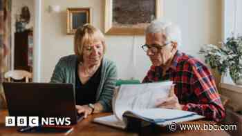 No 10 resists growing calls within Labour for winter fuel rethink