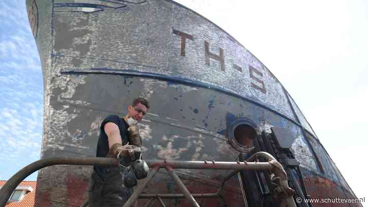 Jonge broers op Urk kopen eigen kotter en gaan ondanks malaise op garnalen vissen