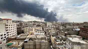 Jemen: Israel bombardiert Flughafen von Sanaa