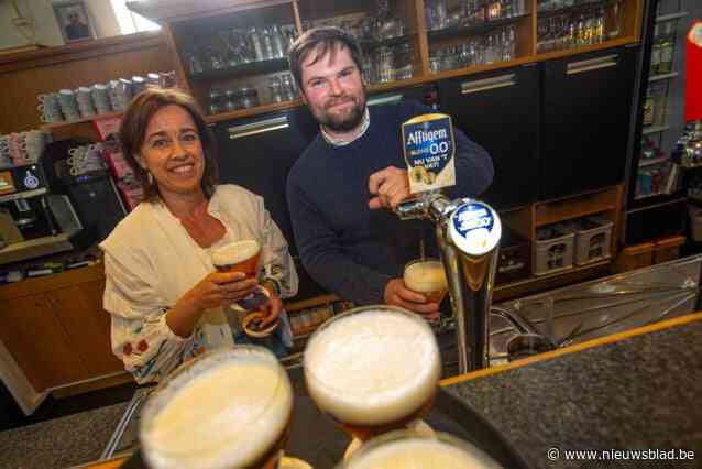 In Nederland kon het al, nu is Affligem op vat ook bij ons zonder alcohol verkrijgbaar: “Belg drinkt liefst fris getapt en afgeschuimd bier”