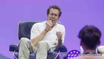 Start-up-Gründer beeindruckt Ryan Reynolds mit Zahnstocher