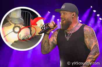 Brantley Gilbert Fan Gets Tattoo Live During His Concert [Watch]
